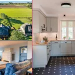 Am Feld Holiday home Nieblum